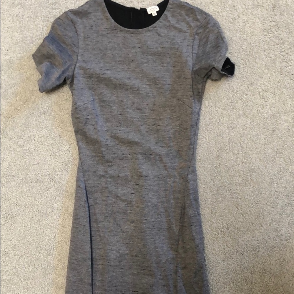 Wilfred | Business Casual Dress